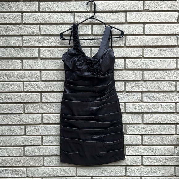 MAX and Cleo Metallic Pleated Floral Detail Dress Sz 8 - Picture 1 of 11